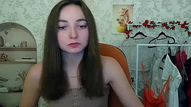 _Barbie_Kiss_ — FLASH TITS