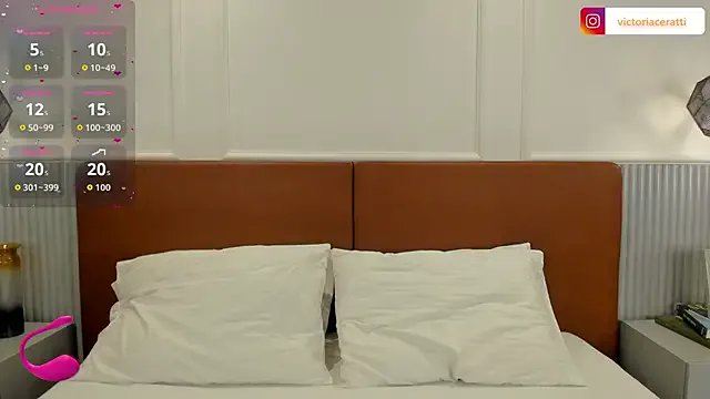 _VictoriaCollins_ on StripChat