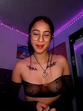 Alana_Martinez_ on StripChat 