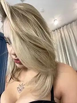 StripChat AlisaMyers is Freechat AlisaMyers — cowgirl position on pillow