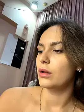 Freechat AllaTousNew on StripChat