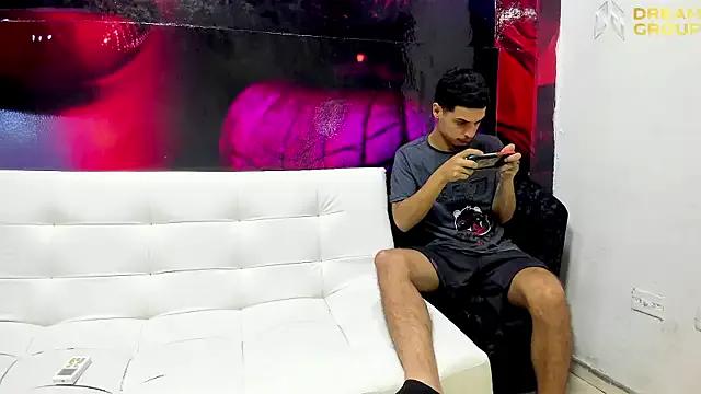 Freechat AmazingPartys on StripChat