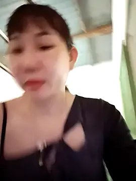 Ana-love2025 on StripChat 