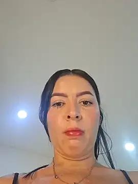 Freechat Anal_Luucia on StripChat