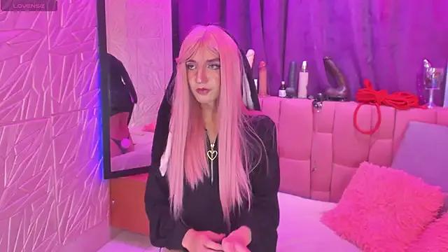 Angellike_doll on StripChat