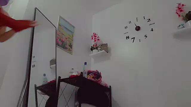 anne_smithe on StripChat 