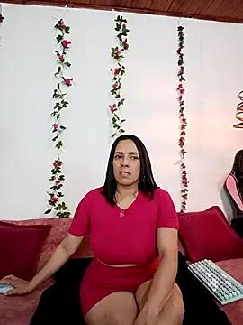 ariana_lavoie- on StripChat