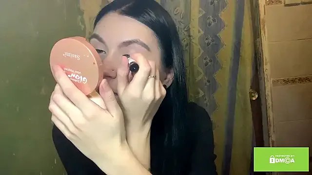 ArianeBhayani on StripChat 