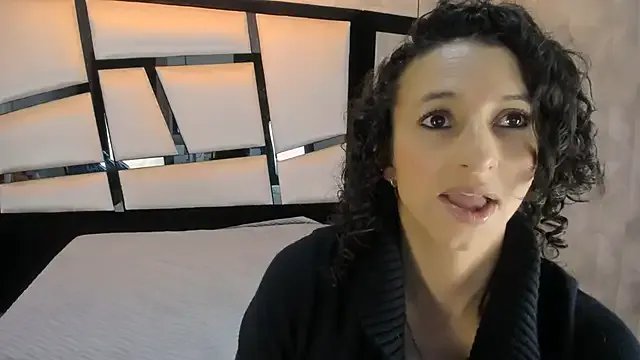 AriannaRussell_ on StripChat 