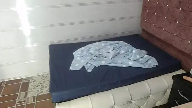 Freechat Ariasmithog on StripChat