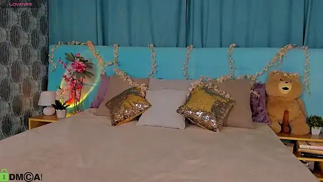 StripChat Aurora_Bennet is Private Aurora_Bennet — play with pussy with fingers