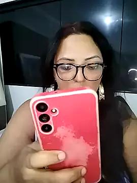 Freechat AuroraChest on StripChat