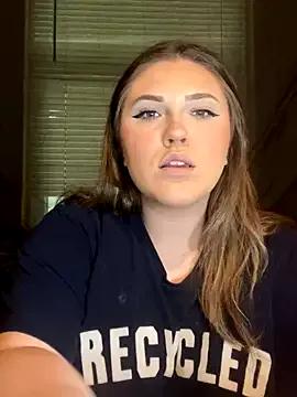 babyizzie on StripChat