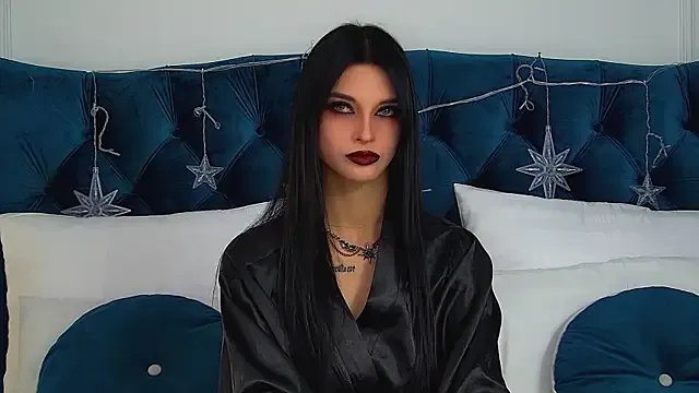 BeverlyMost on StripChat 