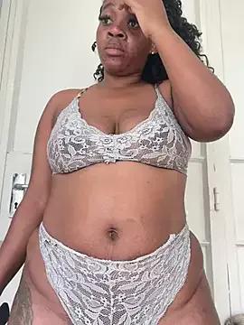 beverlyxxxx on StripChat 