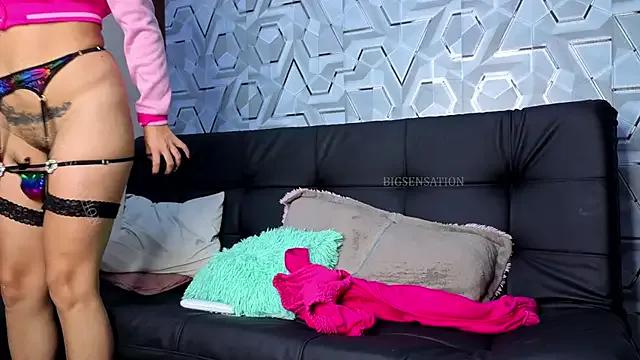 big_sensation_21s on StripChat