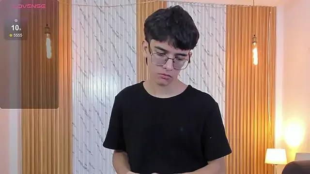 billie_jr on StripChat 