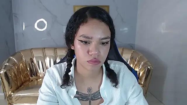 Freechat Canela_s1 on StripChat