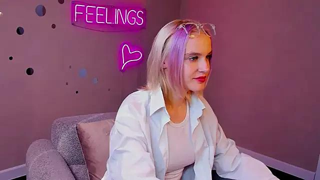 Freechat Carolin_Miller on StripChat