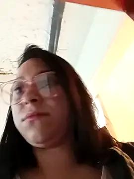 Caroline-17 — PlayWithMyPussy