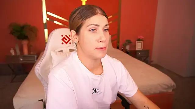 CassandraGood on StripChat 