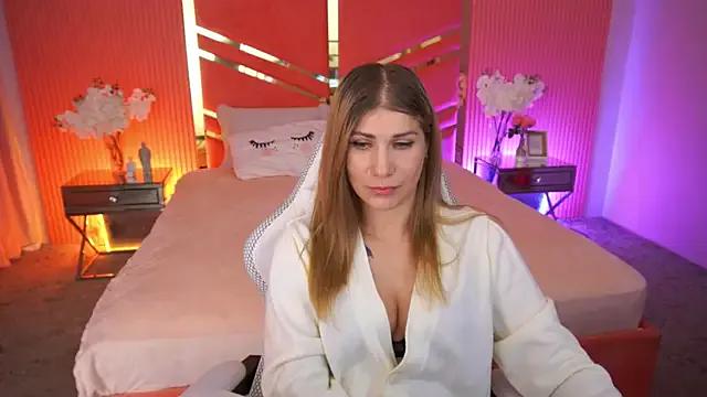 CassandraGood on StripChat 