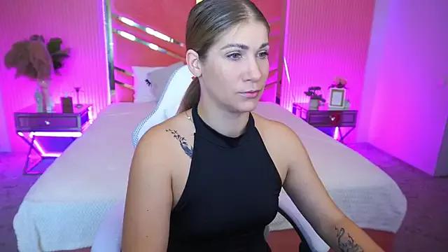 CassandraGood on StripChat 