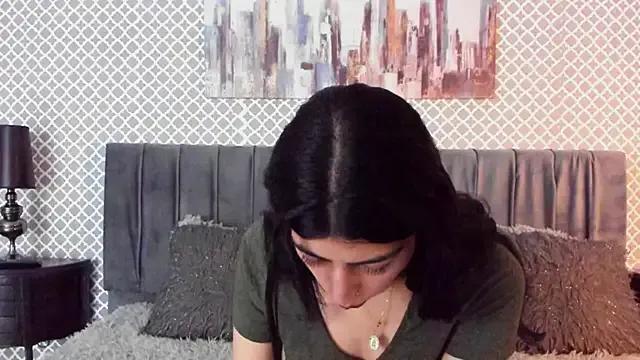 Cassie_bloom on StripChat 