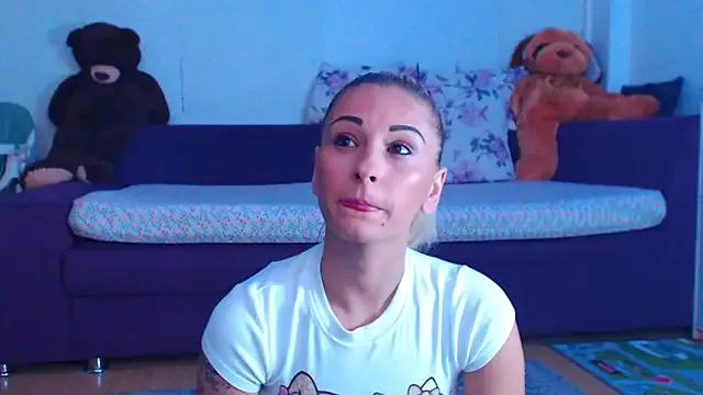 CassieSpell on StripChat 