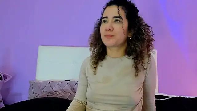 Freechat Charlotte11-11 on StripChat