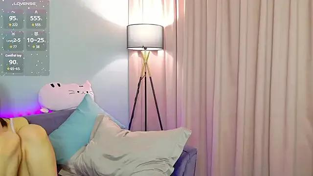 Curious_Lily — Spanks and moans