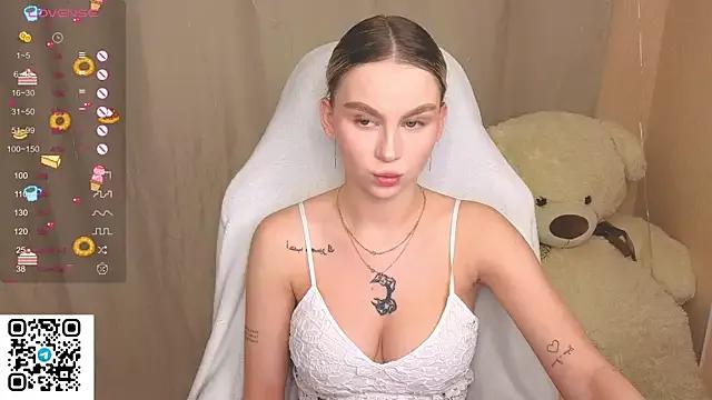 doll_barbieee on StripChat