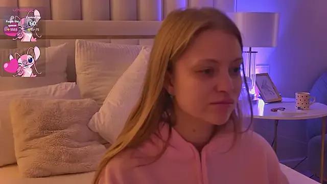 StripChat DorisHell  is Freechat  DorisHell — Spanking  tits 5 time