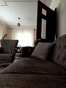 Elifyavass on StripChat