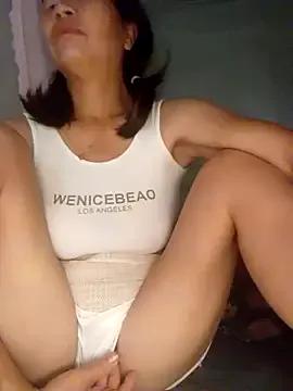 Freechat Ella3838 on StripChat