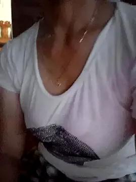 Freechat Ella3838 on StripChat