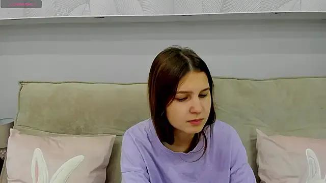 Elle_Ellise on StripChat 