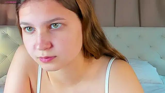 Elle_Ellise on StripChat 