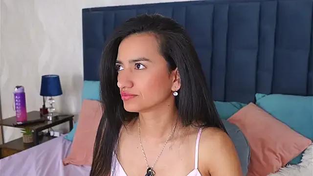 EmilyPrincy — my buttocks stay red 