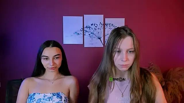 StripChat esme_moore_  is Freechat  esme_moore_ — teasing dance