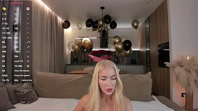 Freechat eva_m1racle_ on StripChat
