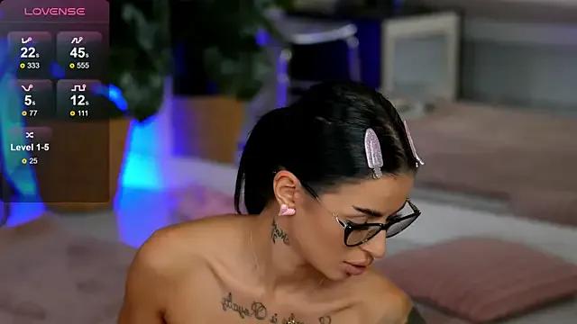 StripChat EvaAmanti is Freechat EvaAmanti — Make my legs shake crazy