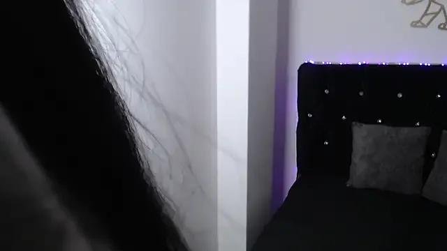 evelyn_kitty_ on StripChat 