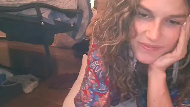 forbiddenbabygirl on StripChat