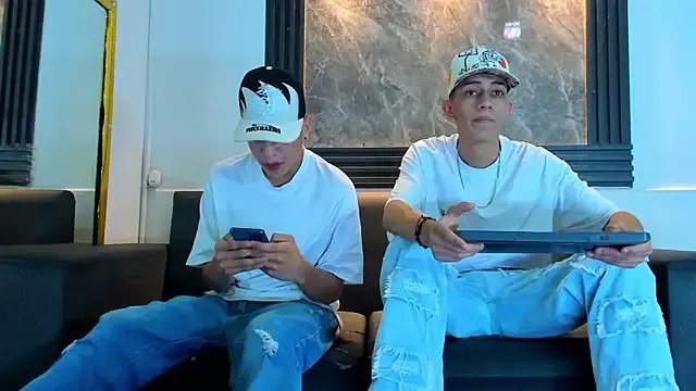 Golden_princess — SHOW NAWED BOYS  AND HARD COCK