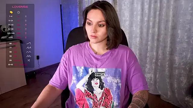 Hoot_owl_cb on StripChat 