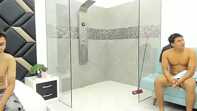 Freechat Hot_Threesomee on StripChat