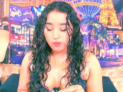 Freechat IndianAngel4u on StripChat