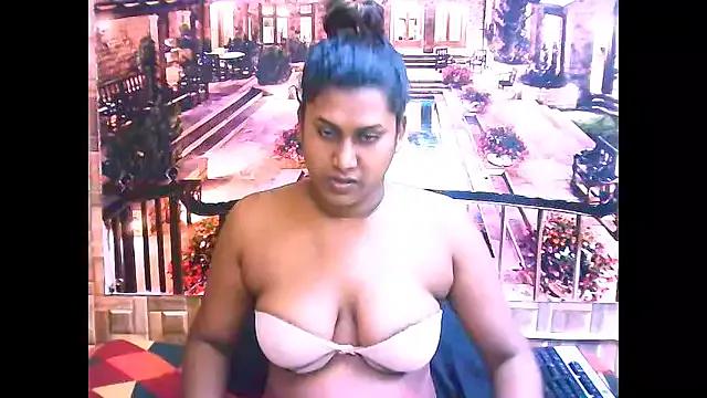 IndianChocolatepie4u on StripChat 