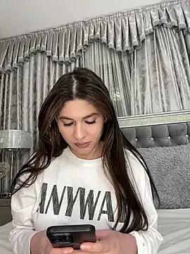 Freechat IrisBlues on StripChat